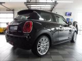 Mini Cooper bei Gebrauchtwagen.expert - Abbildung (6 / 15)