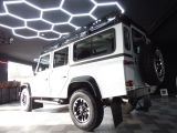 Land Rover Defender bei Gebrauchtwagen.expert - Abbildung (7 / 15) Land Rover Defender bei Gebrauchtwagen.expert - Abbildung (7 / 15)
