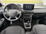Dacia Sandero bei Gebrauchtwagen.expert - Abbildung (11 / 15) Dacia Sandero bei Gebrauchtwagen.expert - Abbildung (11 / 15)