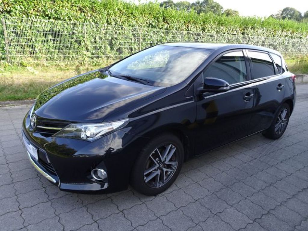 Toyota Auris bei Gebrauchtwagen.expert - Hauptabbildung Toyota Auris bei Gebrauchtwagen.expert - Hauptabbildung