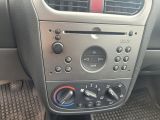 Opel Corsa bei Gebrauchtwagen.expert - Abbildung (13 / 15) Opel Corsa bei Gebrauchtwagen.expert - Abbildung (13 / 15)