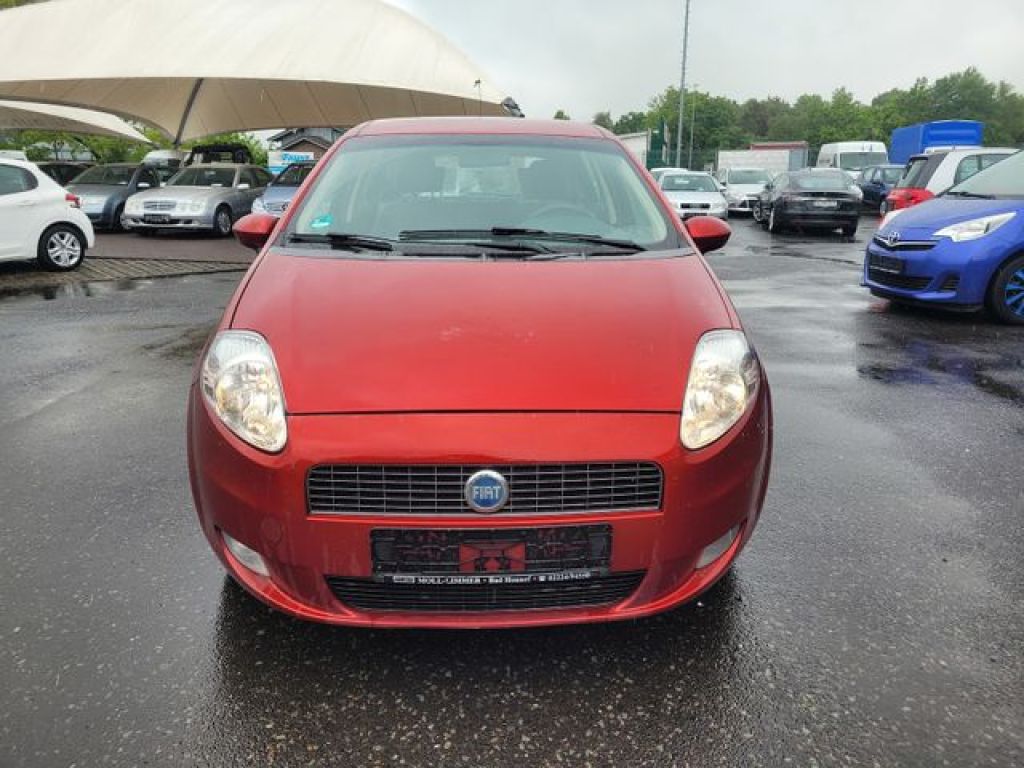 Fiat Punto bei Gebrauchtwagen.expert - Hauptabbildung Fiat Punto bei Gebrauchtwagen.expert - Hauptabbildung