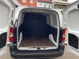 Opel Combo bei Gebrauchtwagen.expert - Abbildung (6 / 15)