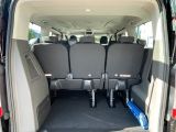 Ford Tourneo Custom bei Gebrauchtwagen.expert - Abbildung (12 / 15) Ford Tourneo Custom bei Gebrauchtwagen.expert - Abbildung (12 / 15)
