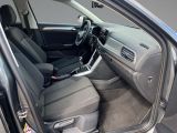 VW T-Roc bei Gebrauchtwagen.expert - Abbildung (13 / 15)