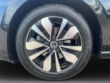 VW Golf VIII bei Gebrauchtwagen.expert - Abbildung (6 / 12)