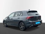VW Golf VIII bei Gebrauchtwagen.expert - Abbildung (4 / 15)