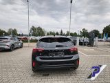 Ford Focus ST bei Gebrauchtwagen.expert - Abbildung (4 / 15) Ford Focus ST bei Gebrauchtwagen.expert - Abbildung (4 / 15)