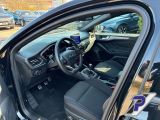 Ford Focus Turnier bei Gebrauchtwagen.expert - Abbildung (12 / 15) Ford Focus Turnier bei Gebrauchtwagen.expert - Abbildung (12 / 15)