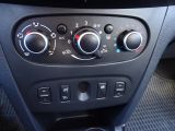 Dacia Sandero bei Gebrauchtwagen.expert - Abbildung (12 / 15)