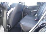 Suzuki Swift bei Gebrauchtwagen.expert - Abbildung (12 / 15) Suzuki Swift bei Gebrauchtwagen.expert - Abbildung (12 / 15)