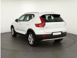 Volvo XC40 bei Gebrauchtwagen.expert - Abbildung (3 / 15)