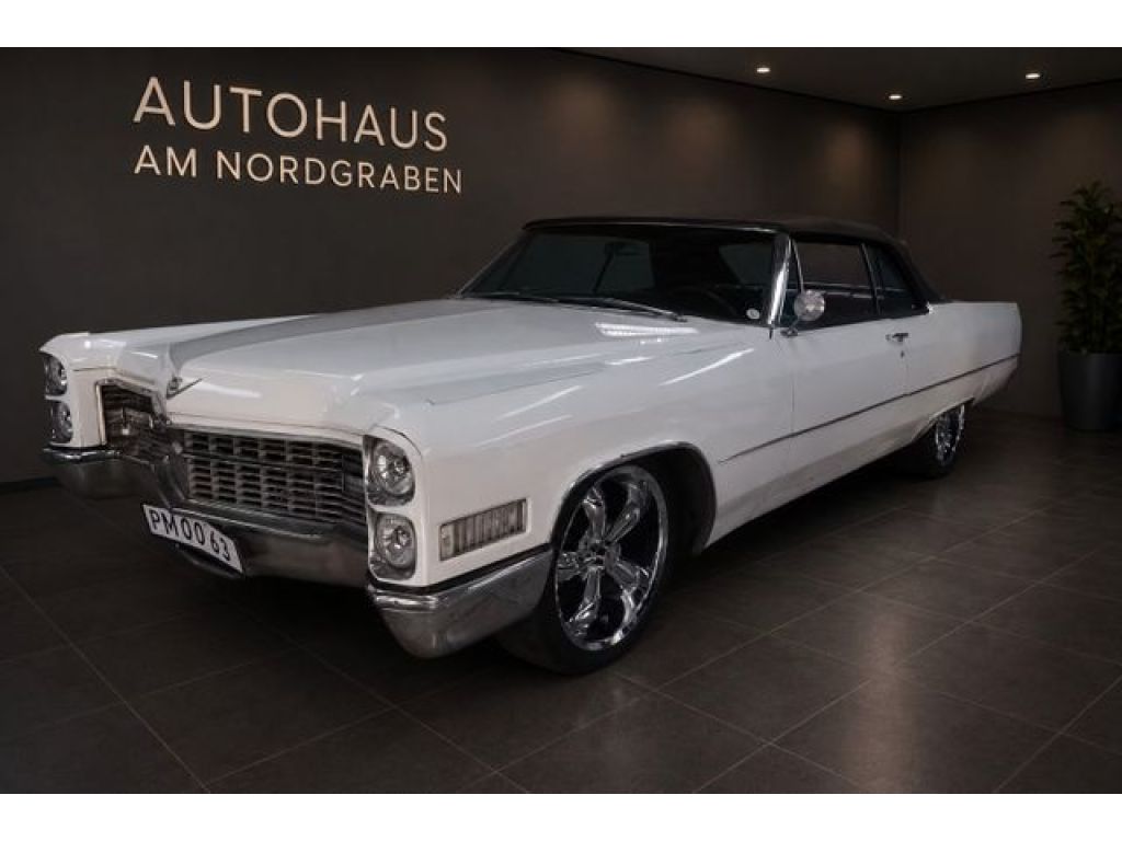 Cadillac DeVille bei Gebrauchtwagen.expert - Hauptabbildung Cadillac DeVille bei Gebrauchtwagen.expert - Hauptabbildung