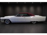 Cadillac DeVille bei Gebrauchtwagen.expert - Abbildung (5 / 15) Cadillac DeVille bei Gebrauchtwagen.expert - Abbildung (5 / 15)