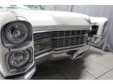 Cadillac DeVille bei Gebrauchtwagen.expert - Abbildung (15 / 15)