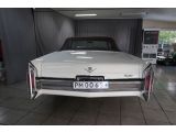 Cadillac DeVille bei Gebrauchtwagen.expert - Abbildung (9 / 15)