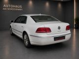 VW Phaeton bei Gebrauchtwagen.expert - Abbildung (4 / 15) VW Phaeton bei Gebrauchtwagen.expert - Abbildung (4 / 15)