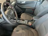 Ford Kuga bei Gebrauchtwagen.expert - Abbildung (12 / 15)