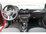 Opel Adam bei Gebrauchtwagen.expert - Abbildung (12 / 15)