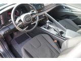 Hyundai Elantra bei Gebrauchtwagen.expert - Abbildung (11 / 15)