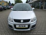 Suzuki SX4 bei Gebrauchtwagen.expert - Abbildung (8 / 15) Suzuki SX4 bei Gebrauchtwagen.expert - Abbildung (8 / 15)