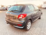 Peugeot 206 bei Gebrauchtwagen.expert - Abbildung (12 / 15)