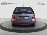 Mercedes-Benz A-Klasse bei Gebrauchtwagen.expert - Abbildung (4 / 15) Mercedes-Benz A-Klasse bei Gebrauchtwagen.expert - Abbildung (4 / 15)