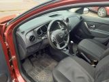 Dacia Sandero bei Gebrauchtwagen.expert - Abbildung (13 / 15)