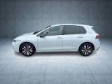 VW Golf VIII bei Gebrauchtwagen.expert - Abbildung (2 / 14)