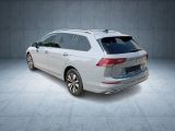 VW Golf VIII bei Gebrauchtwagen.expert - Abbildung (3 / 12)