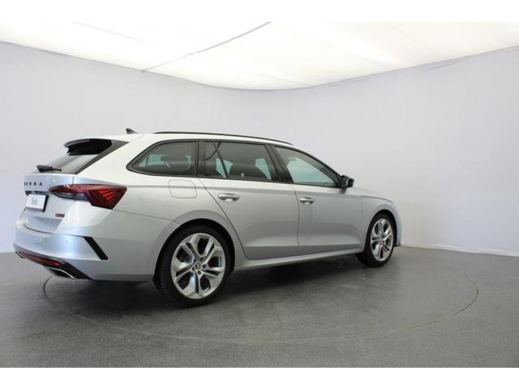 Skoda Octavia bei Gebrauchtwagen.expert - Hauptabbildung Skoda Octavia bei Gebrauchtwagen.expert - Hauptabbildung