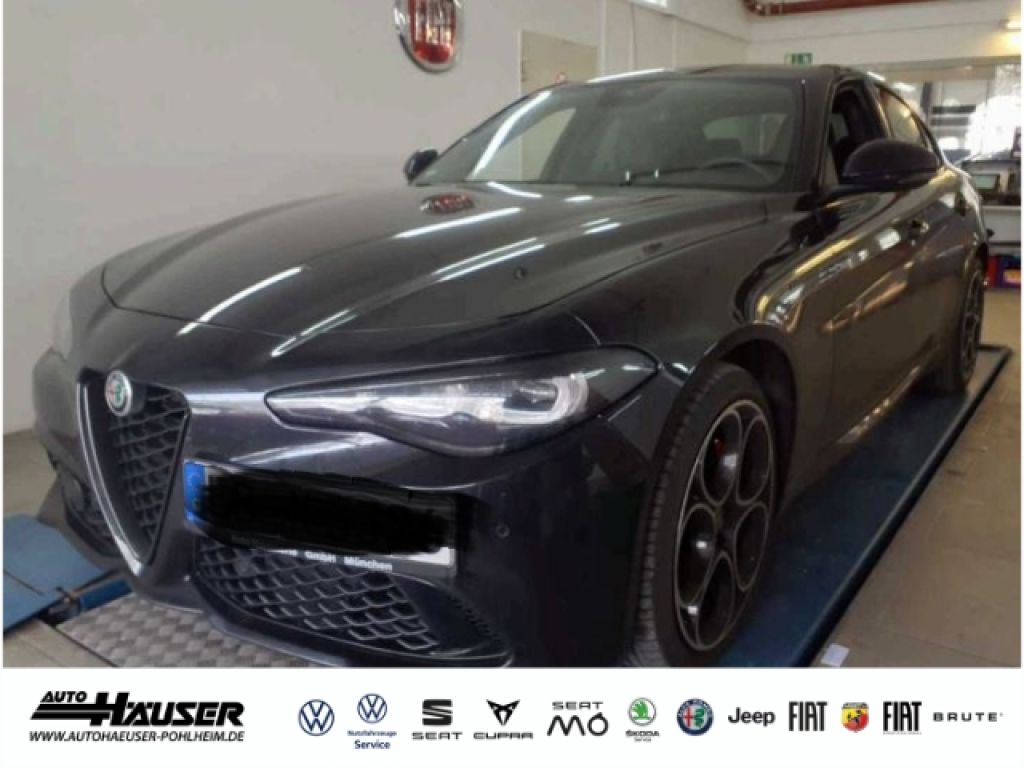 Alfa Romeo Giulia bei Gebrauchtwagen.expert - Hauptabbildung Alfa Romeo Giulia bei Gebrauchtwagen.expert - Hauptabbildung