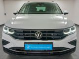 VW Tiguan bei Gebrauchtwagen.expert - Abbildung (3 / 15)