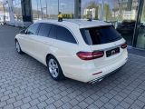 Mercedes-Benz E-Klasse bei Gebrauchtwagen.expert - Abbildung (2 / 13)
