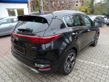 Kia Sportage bei Gebrauchtwagen.expert - Abbildung (6 / 15)