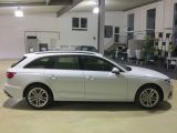 Audi A4 bei Gebrauchtwagen.expert - Abbildung (13 / 15) Audi A4 bei Gebrauchtwagen.expert - Abbildung (13 / 15)