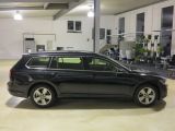 VW Passat bei Gebrauchtwagen.expert - Abbildung (13 / 15) VW Passat bei Gebrauchtwagen.expert - Abbildung (13 / 15)