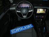 VW Passat bei Gebrauchtwagen.expert - Abbildung (12 / 15) VW Passat bei Gebrauchtwagen.expert - Abbildung (12 / 15)