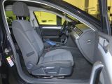 VW Passat bei Gebrauchtwagen.expert - Abbildung (11 / 15) VW Passat bei Gebrauchtwagen.expert - Abbildung (11 / 15)