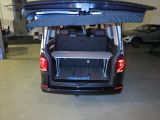 VW California bei Gebrauchtwagen.expert - Abbildung (8 / 15)