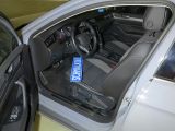 VW Passat bei Gebrauchtwagen.expert - Abbildung (6 / 15) VW Passat bei Gebrauchtwagen.expert - Abbildung (6 / 15)