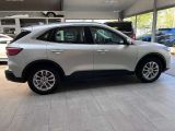 Ford Kuga bei Gebrauchtwagen.expert - Abbildung (4 / 15) Ford Kuga bei Gebrauchtwagen.expert - Abbildung (4 / 15)