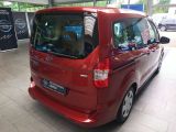 Ford Tourneo bei Gebrauchtwagen.expert - Abbildung (4 / 14) Ford Tourneo bei Gebrauchtwagen.expert - Abbildung (4 / 14)