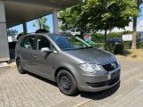 VW Touran bei Gebrauchtwagen.expert - Abbildung (3 / 12)