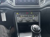 VW T-Roc bei Gebrauchtwagen.expert - Abbildung (9 / 15)