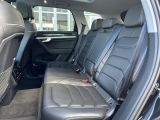 VW Touareg bei Gebrauchtwagen.expert - Abbildung (9 / 15)