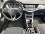 Opel Astra bei Gebrauchtwagen.expert - Abbildung (10 / 12)