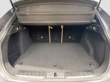 Jaguar F-Pace bei Gebrauchtwagen.expert - Abbildung (9 / 15) Jaguar F-Pace bei Gebrauchtwagen.expert - Abbildung (9 / 15)