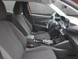 Peugeot 2008 bei Gebrauchtwagen.expert - Abbildung (13 / 15)