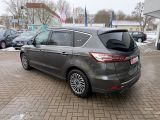 Ford S-Max bei Gebrauchtwagen.expert - Abbildung (4 / 15) Ford S-Max bei Gebrauchtwagen.expert - Abbildung (4 / 15)